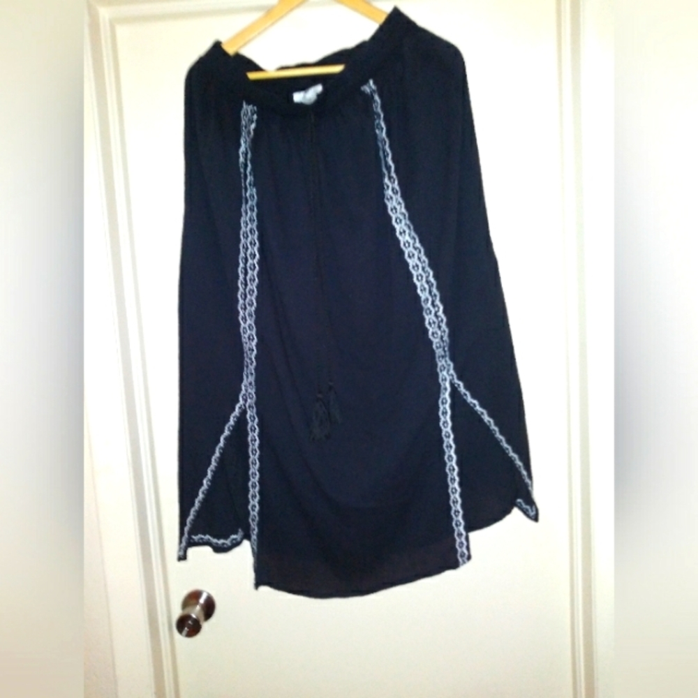 Women's Embroidered Gauze Skirt/Beach Cover Size Large